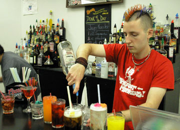 National Bartending Schools of White Plains, New York Actual Classroom and Student Photos!